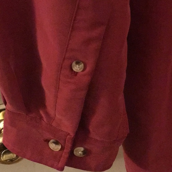 The North Face large Vintage Burgundy Mens button down long sleeve shirt - Picture 5 of 7